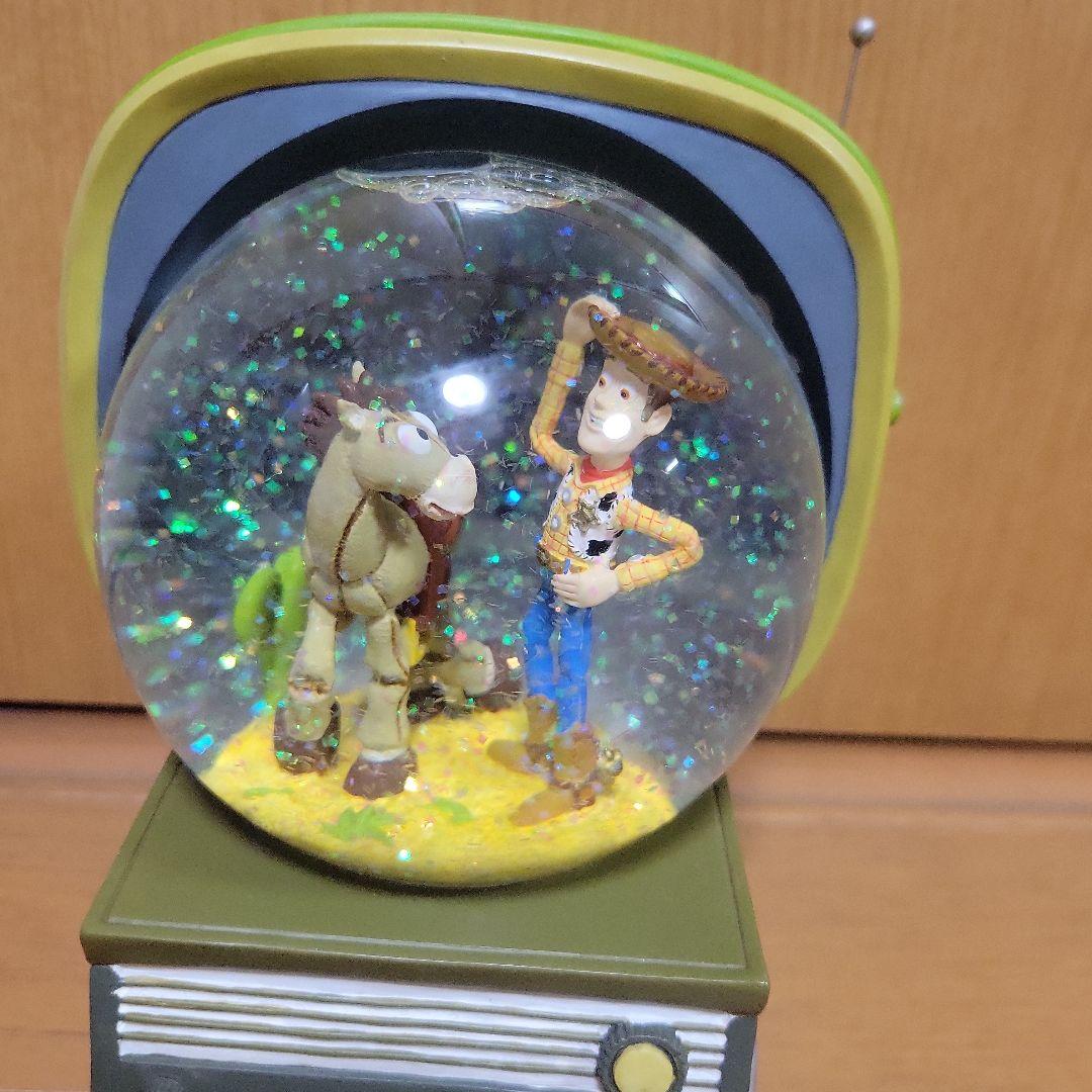 トイストーリー2 スノードーム　ウッディ　ブルズアイ