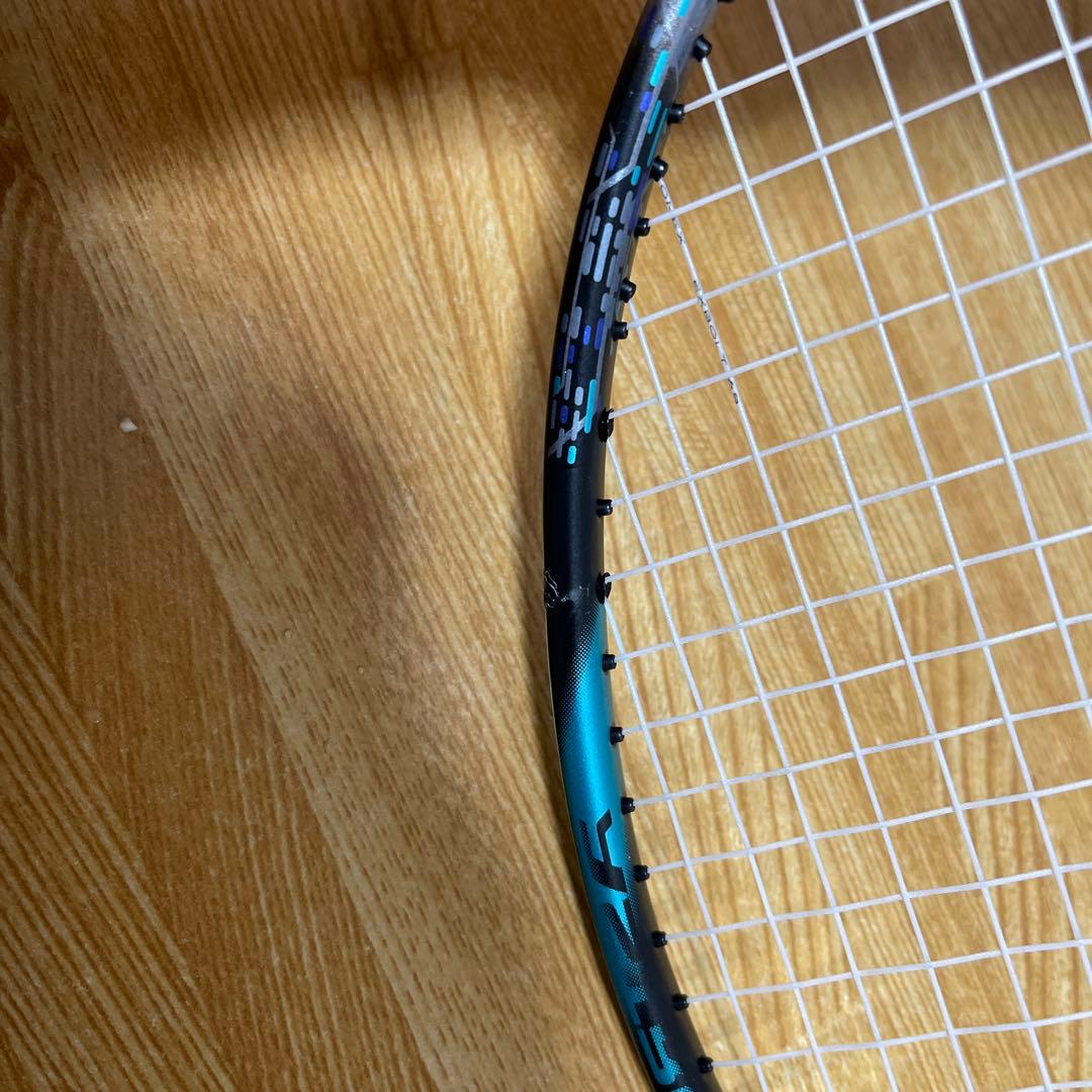 アストロクス88D PRO バドミントンラケット 4UG5 ジャンク品