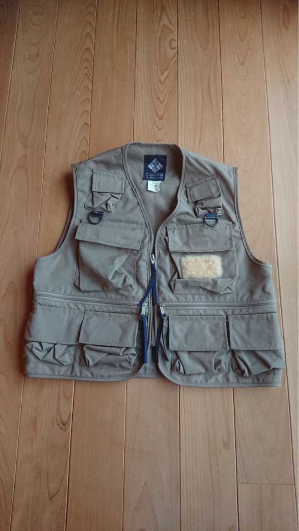 【サイズもデザイン希少】 四角いポケット コロンビア フィッシング ベスト S