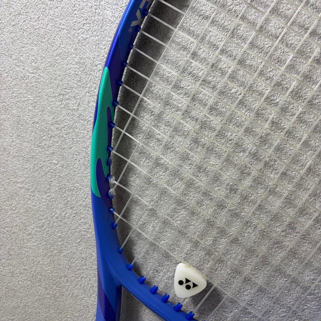 【美品】YONEX ヨネックス EZONE 100L 2025モデル　G2