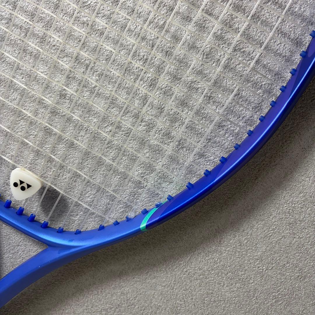【美品】YONEX ヨネックス EZONE 100L 2025モデル　G2