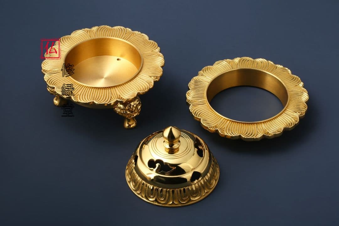 【修縁堂】チベット密教 蓮の花の形の香炉を彫る 大きいサイズ 仏教法具