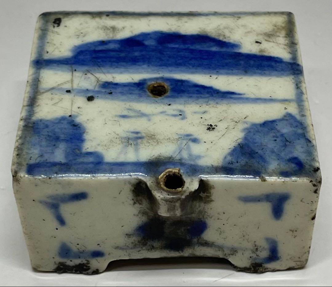 李朝　水滴　山水文角形　染付　書道具　p79