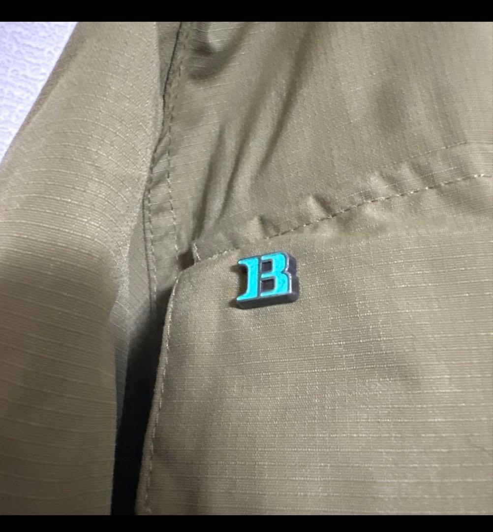 オリーブグリーン スノーボードウェア