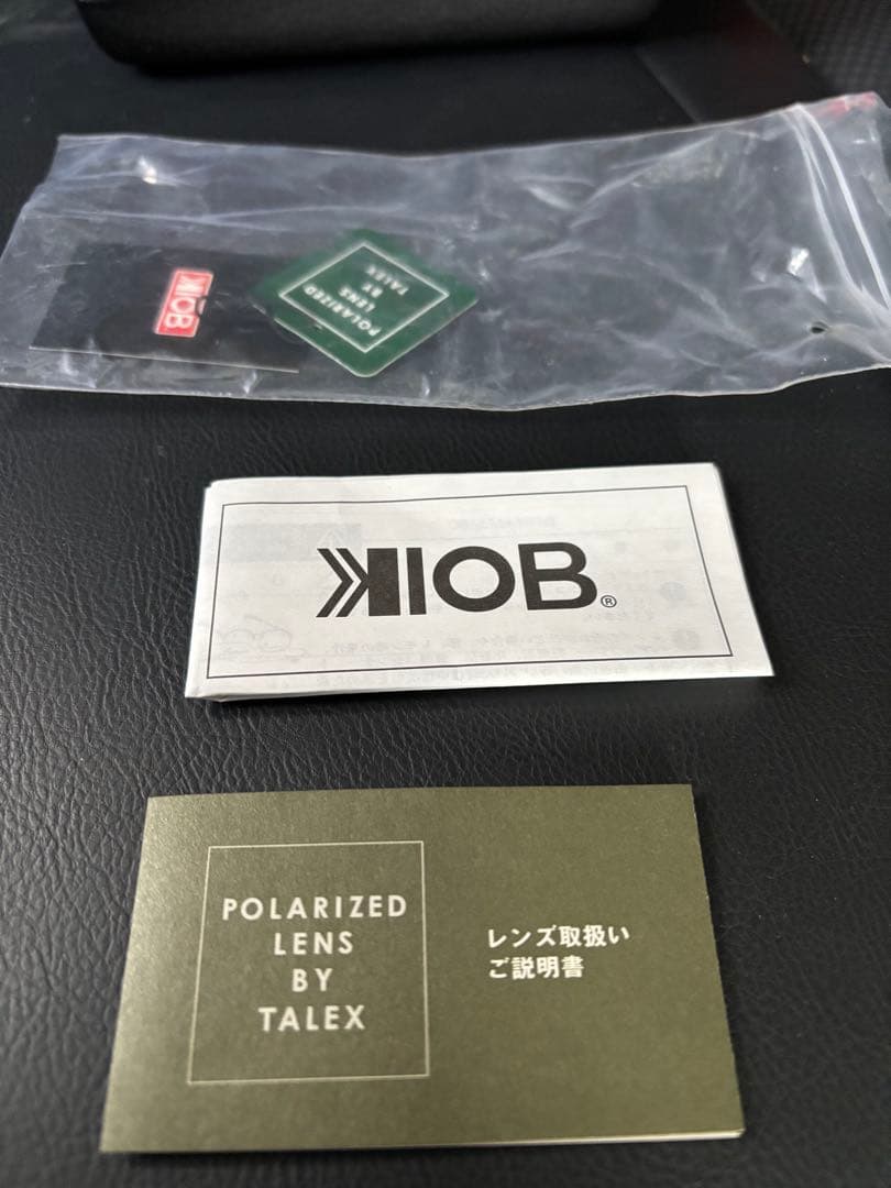 KIOB スポーツサングラス ホワイト/レッド