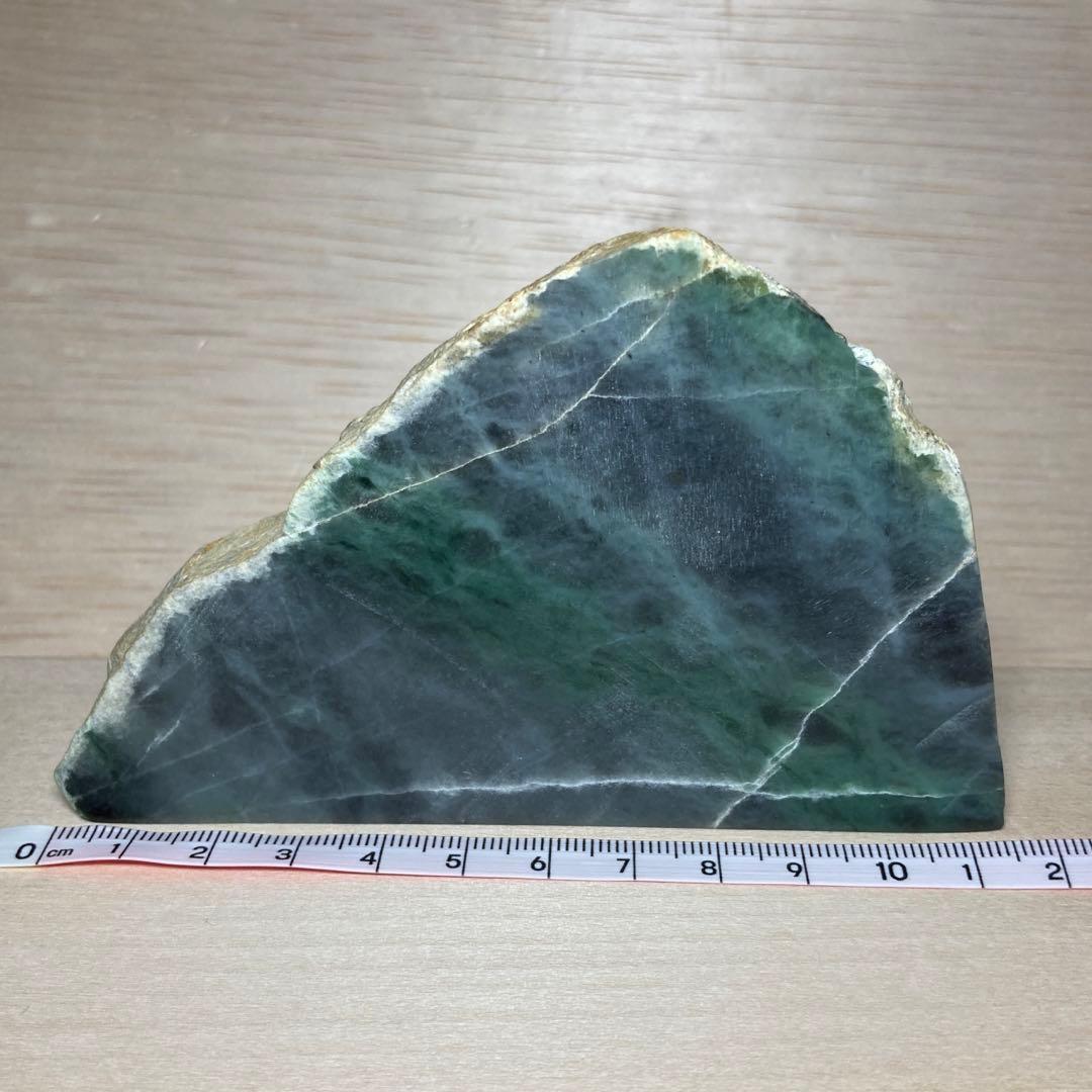 糸魚川翡翠　青梅川　トリカラー　翡翠　山石　スライス　原石　220.8ｇ