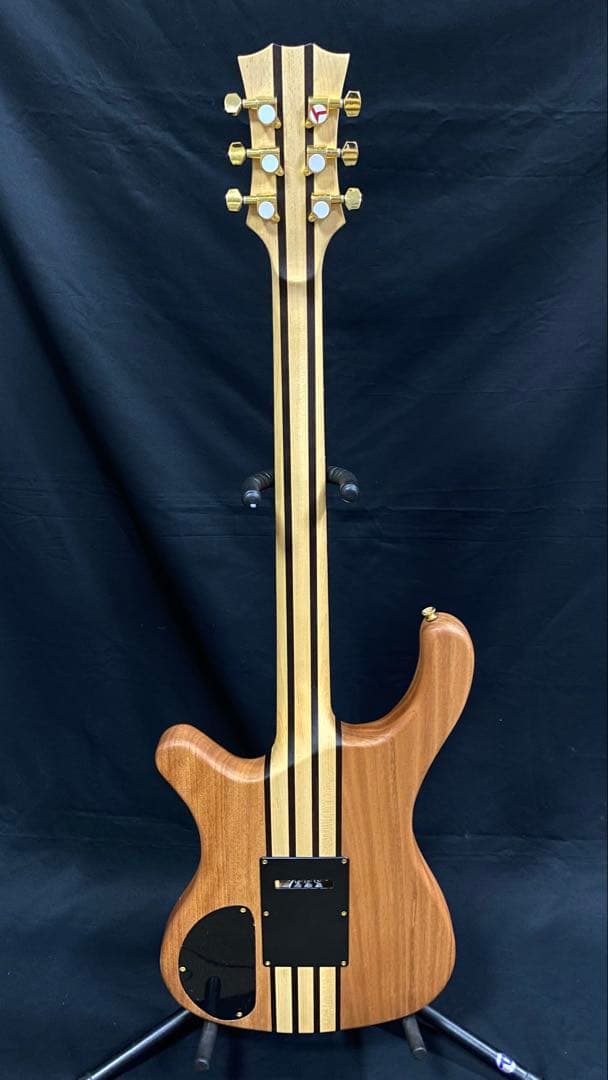 オリジナルスルーネックエレキギター　マホガニーボディ　メープル＆ローズネック