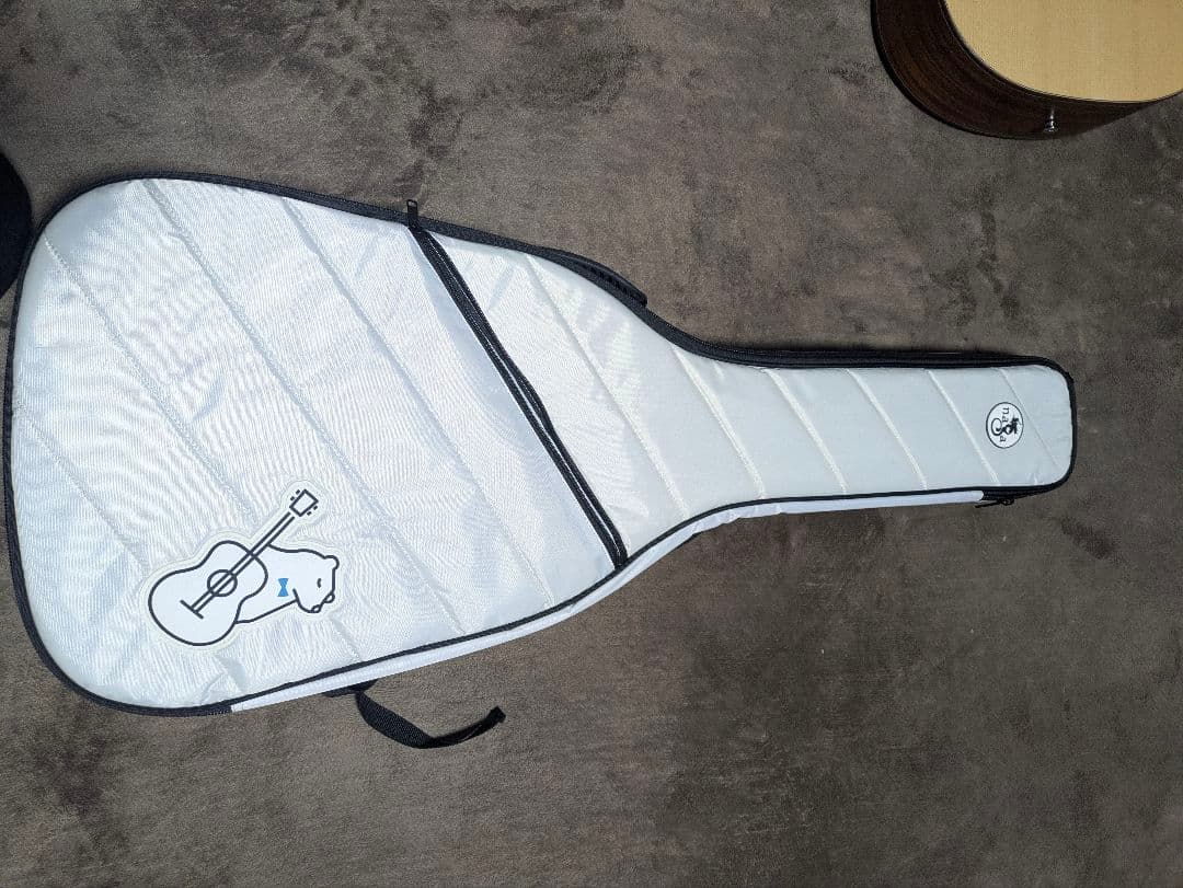 Naga Guitars　G-08OOC