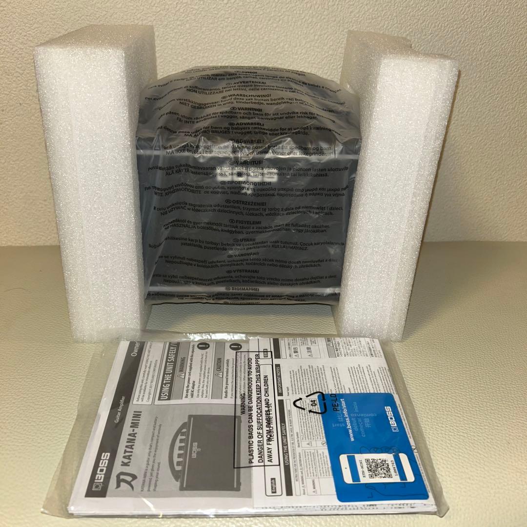 BOSS 刀 KATANA-MINI Guitar Amplifier