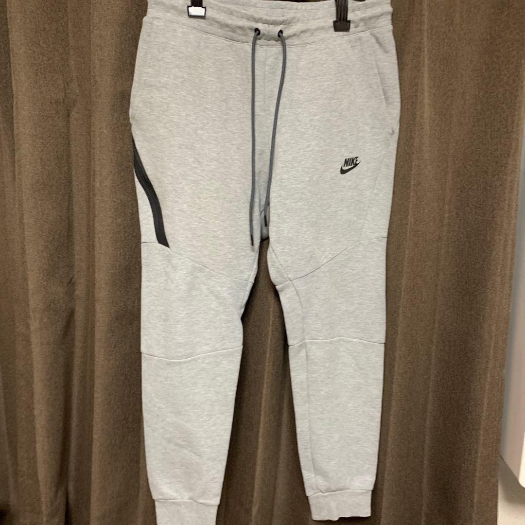 ナイキ　テックフリース　セットアップ　上下セット　パーカー　パンツ