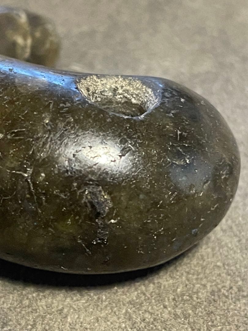 古墳時代　勾玉　出土品　発掘品　大型4.8cm