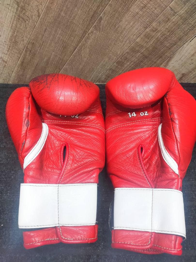 【値下げ可】Winning ボクシンググローブ 赤　14oz