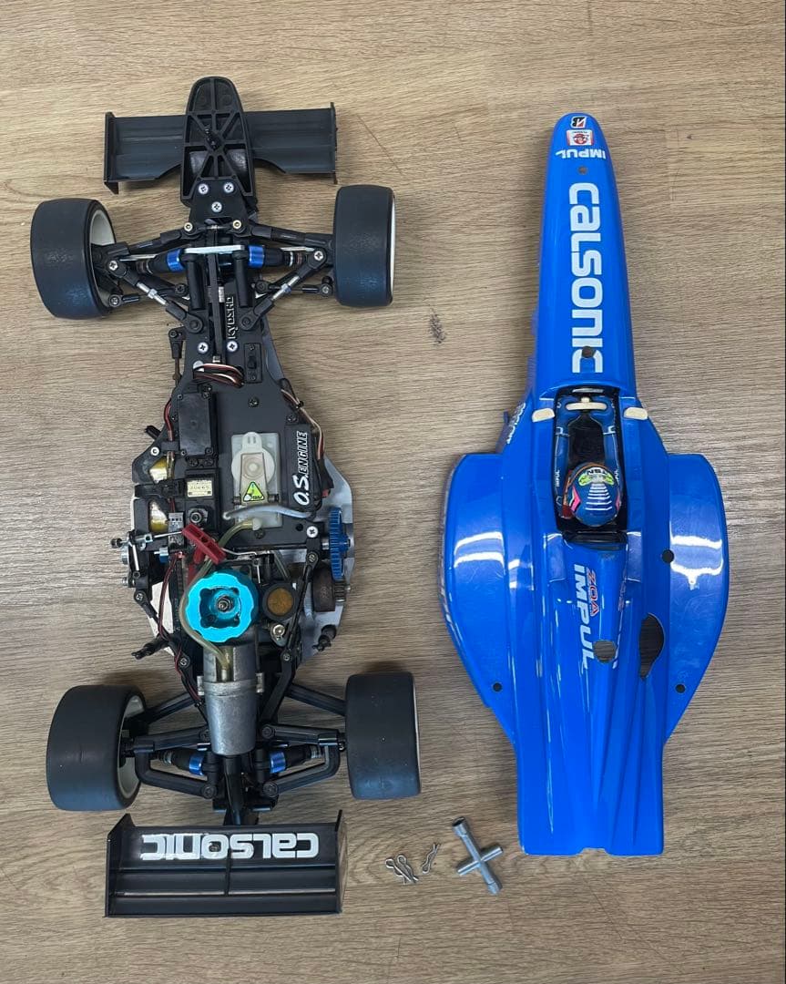 京商　エフテンGP 4WD エンジンラジコンカー　F1GP