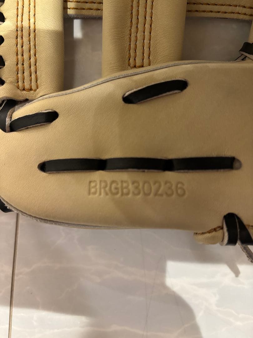 ZETT ゼット　軟式　内野　グラブ　グローブ　プロステイタス