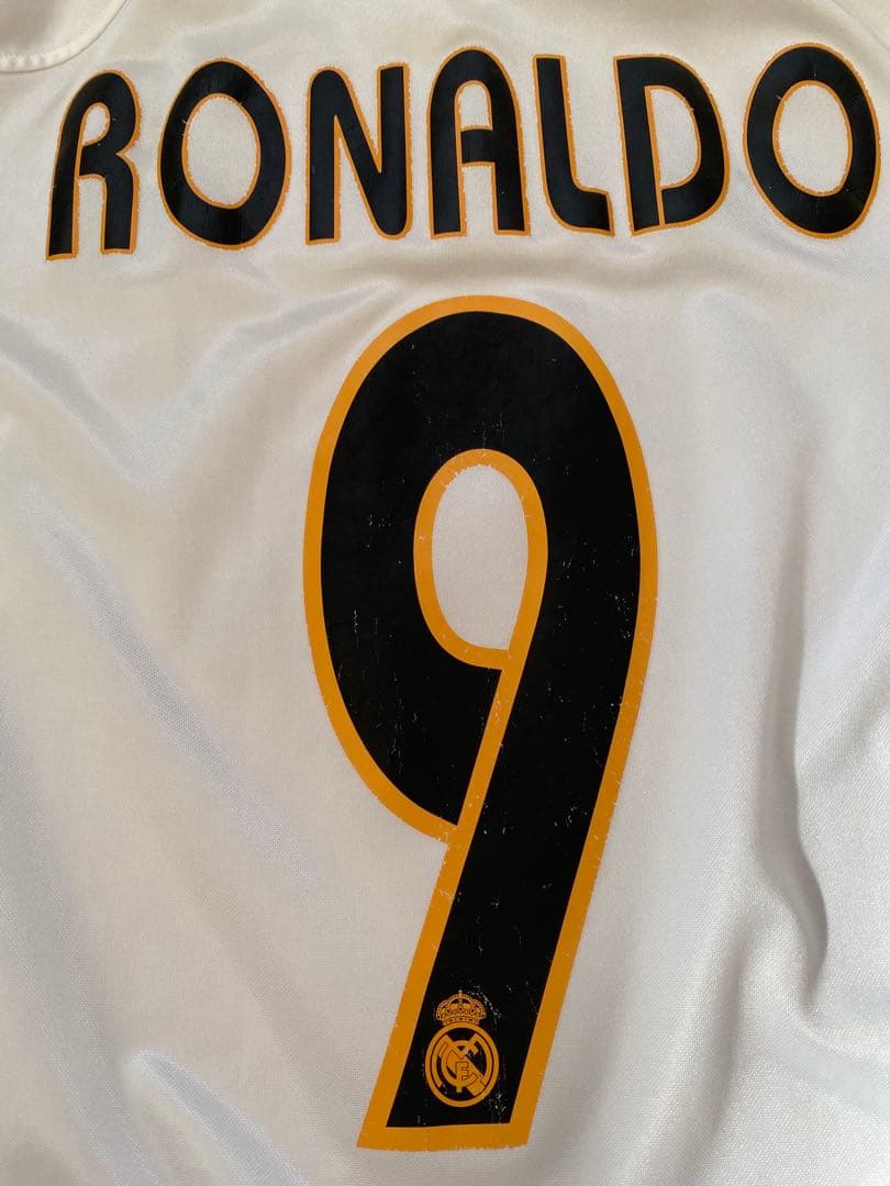 レアルマドリード ロナウド 9番　ホームユニフォーム　04/05