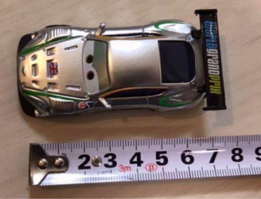 カーズ　ミニカー　ナイジェルギアスリー　マテル製