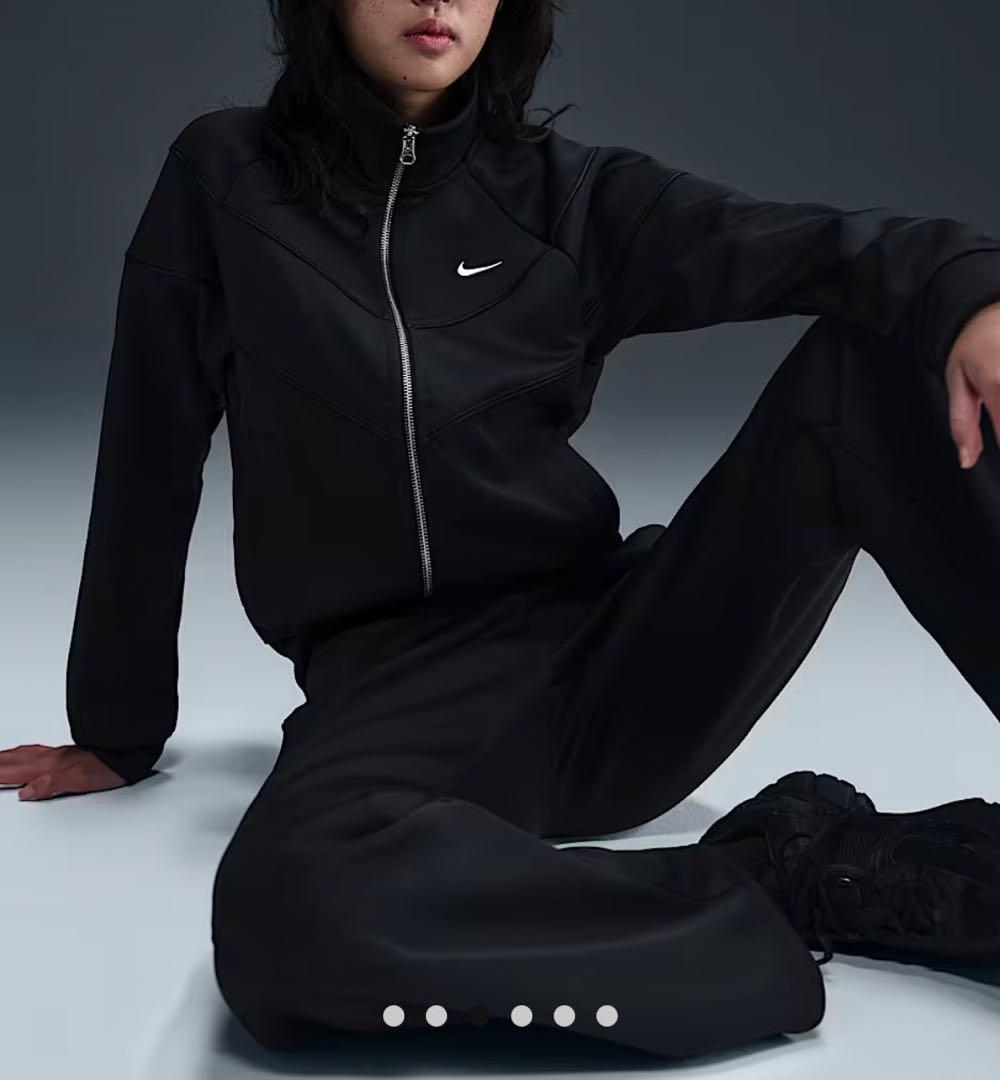 NIKE スポーツウェアウィンドランナージャケット