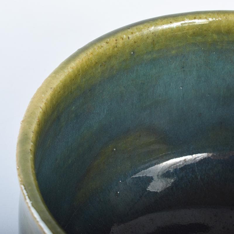 北大路魯山人作　青織部　菊文　茶碗　共布　黒田陶々庵極め箱　M　R7524