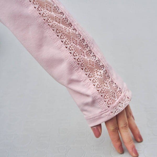 チャコット　ロングスリーブTシャツ　ヨガ　バレエ