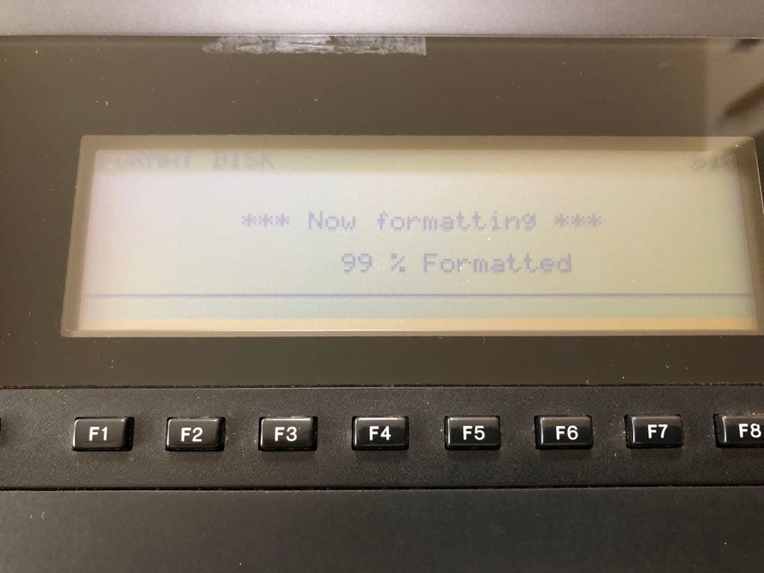 翌*ん様 YAMAHA SY99 シンセサイザー【一部難あり】