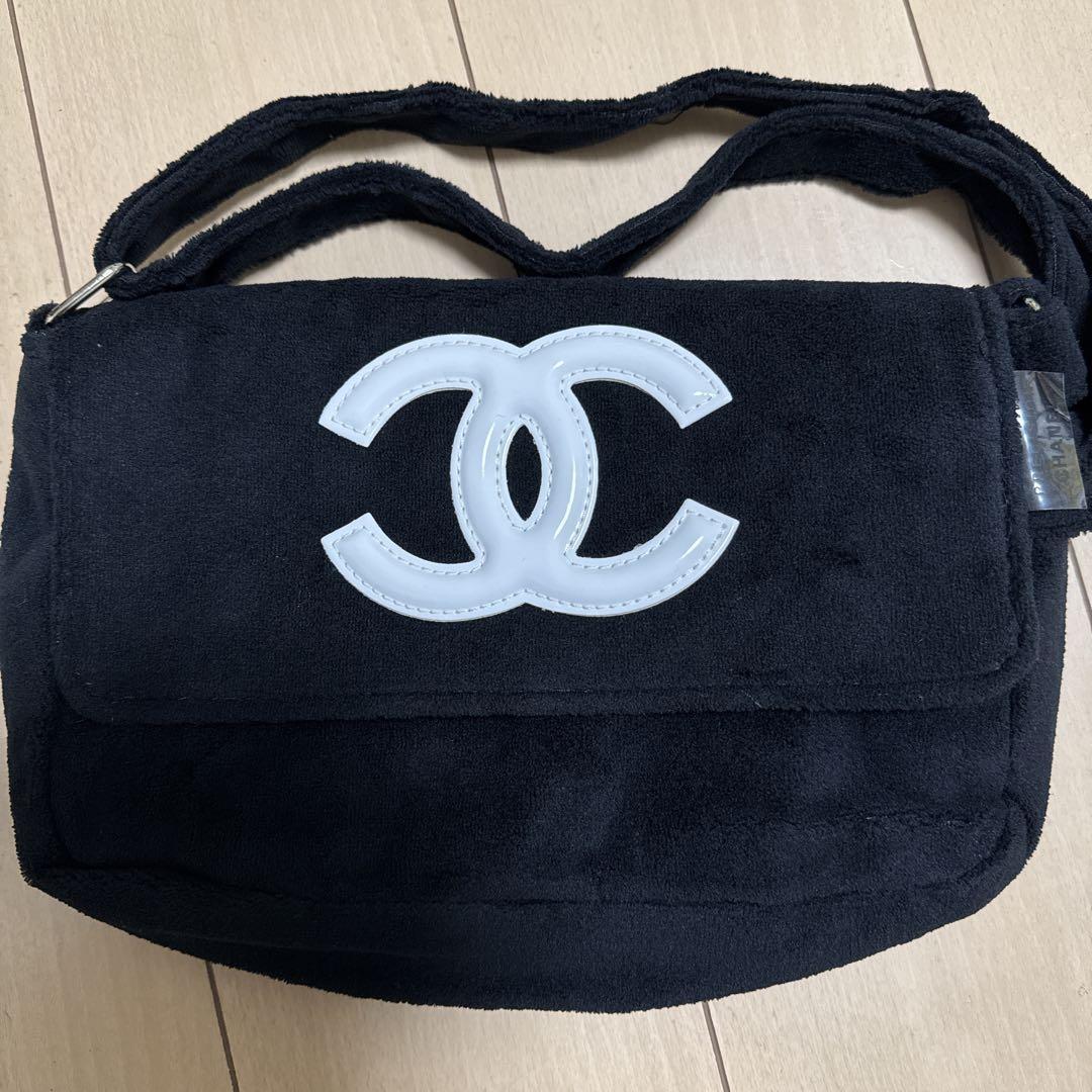 ジョージ　 シャネル ノベルティ　ショルダーバッグ 白　BTS