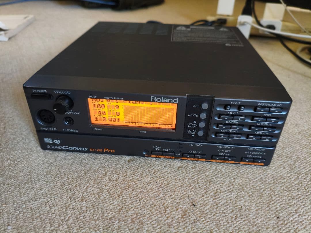 Roland SC-88Pro MIDI音源