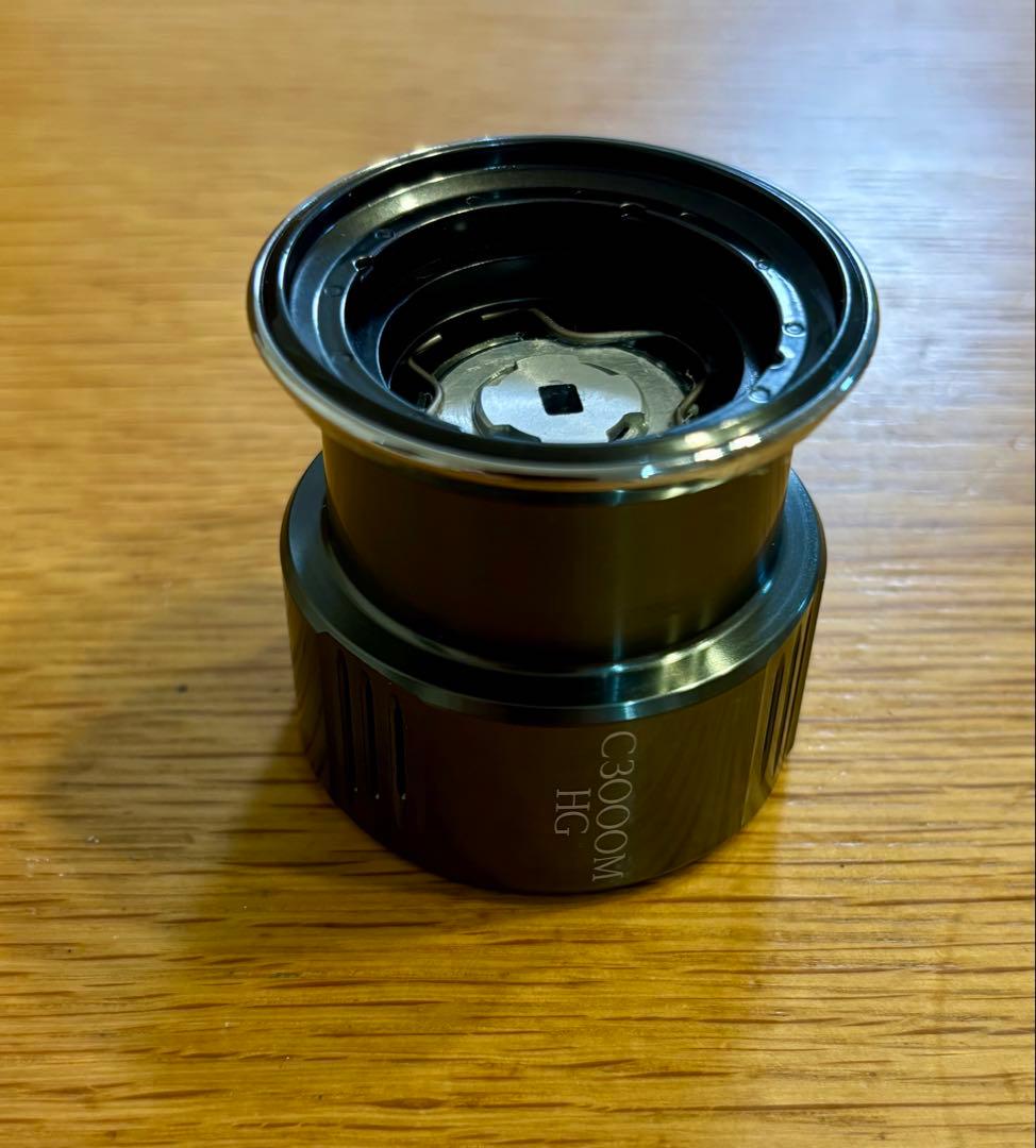 【値下げ】【送料無料】【ほぼ新品】22ステラ！C3000MHG純正スプール！