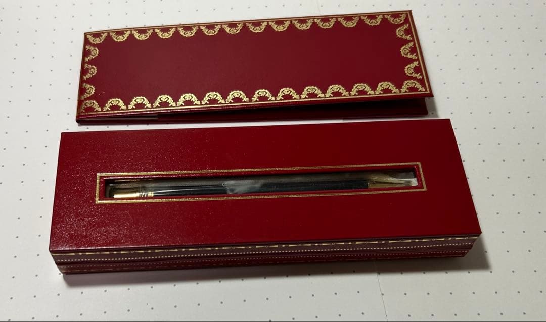 カルティエボールペン　未使用