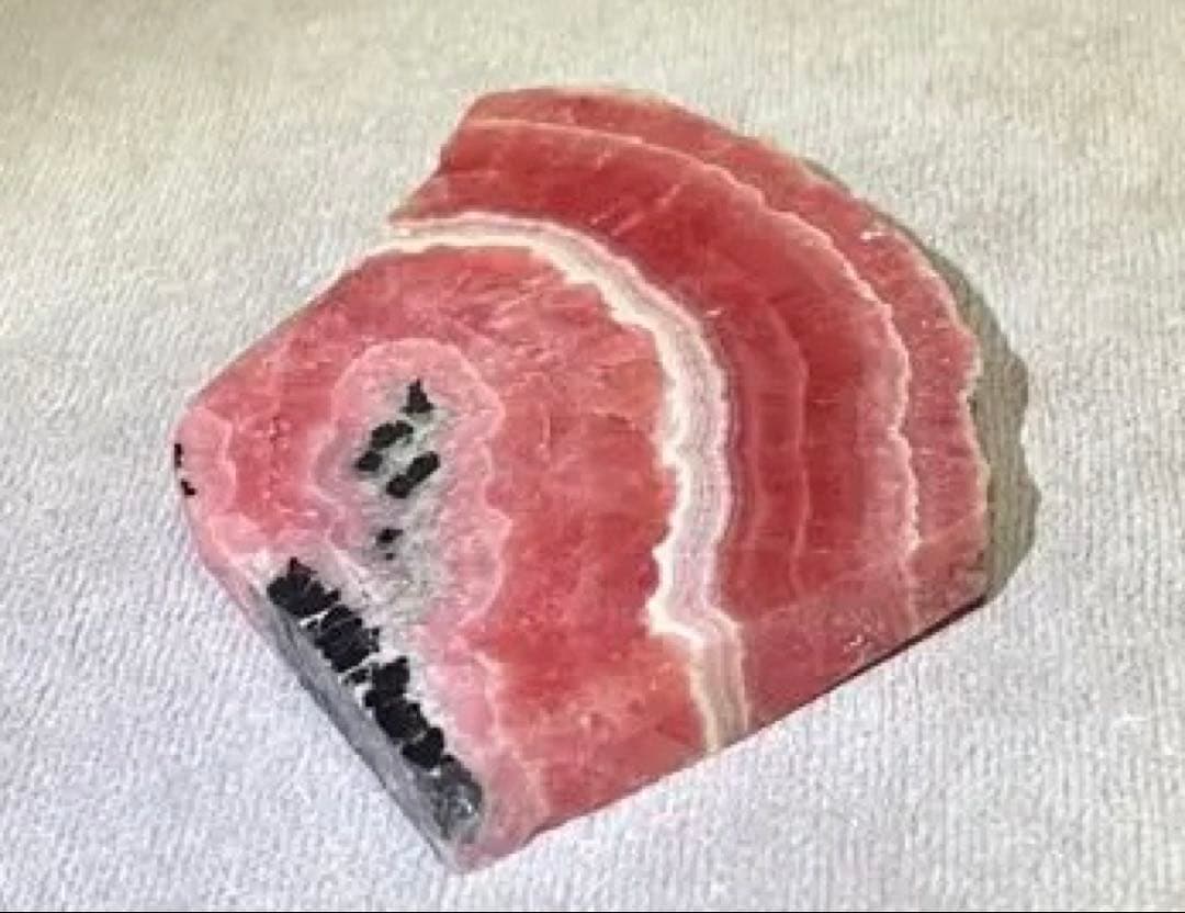 ❷インカローズ　キレイな縞目模様　原石　スライス