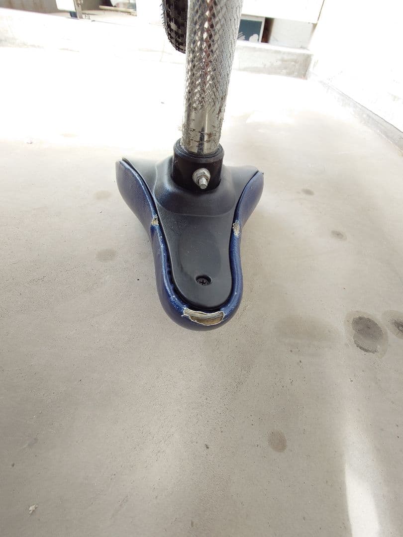 Husqvarna トレーニングバイク　ストライダー　ヘルメット、プロテクター付