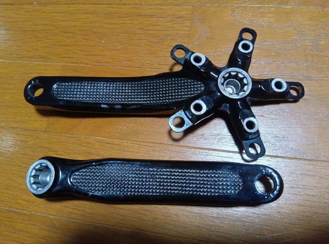 RACE FACE NEXT FORGED カーボンクランク BBセット