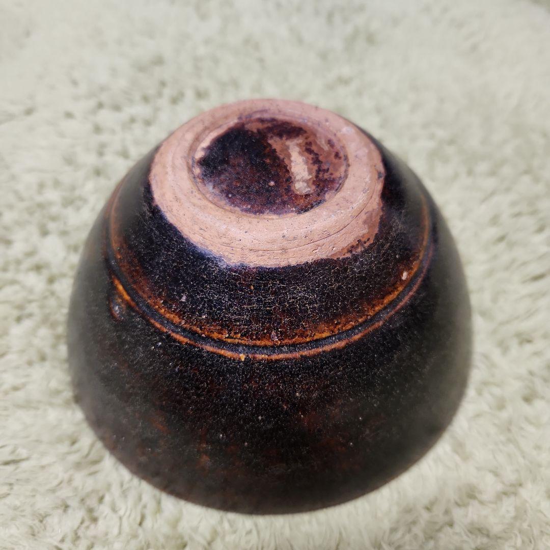 クメ-ル黒褐秞陶器茶碗