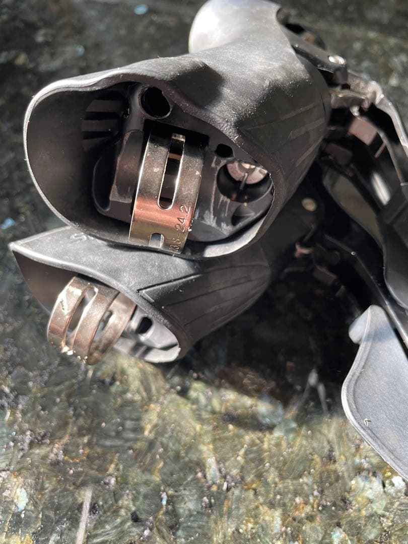 Shimano sti-r7000 105 11速　fd-6800