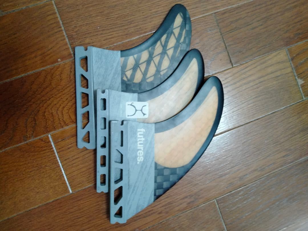 ★Futures fin blackstix 2.0ロブマチャド良好品★