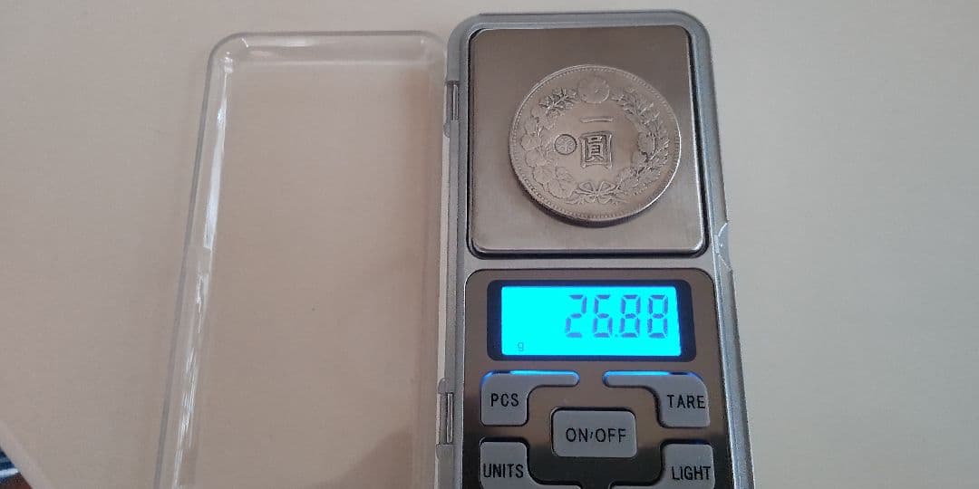 A012 明治23年 丸銀 1円銀貨 古銭