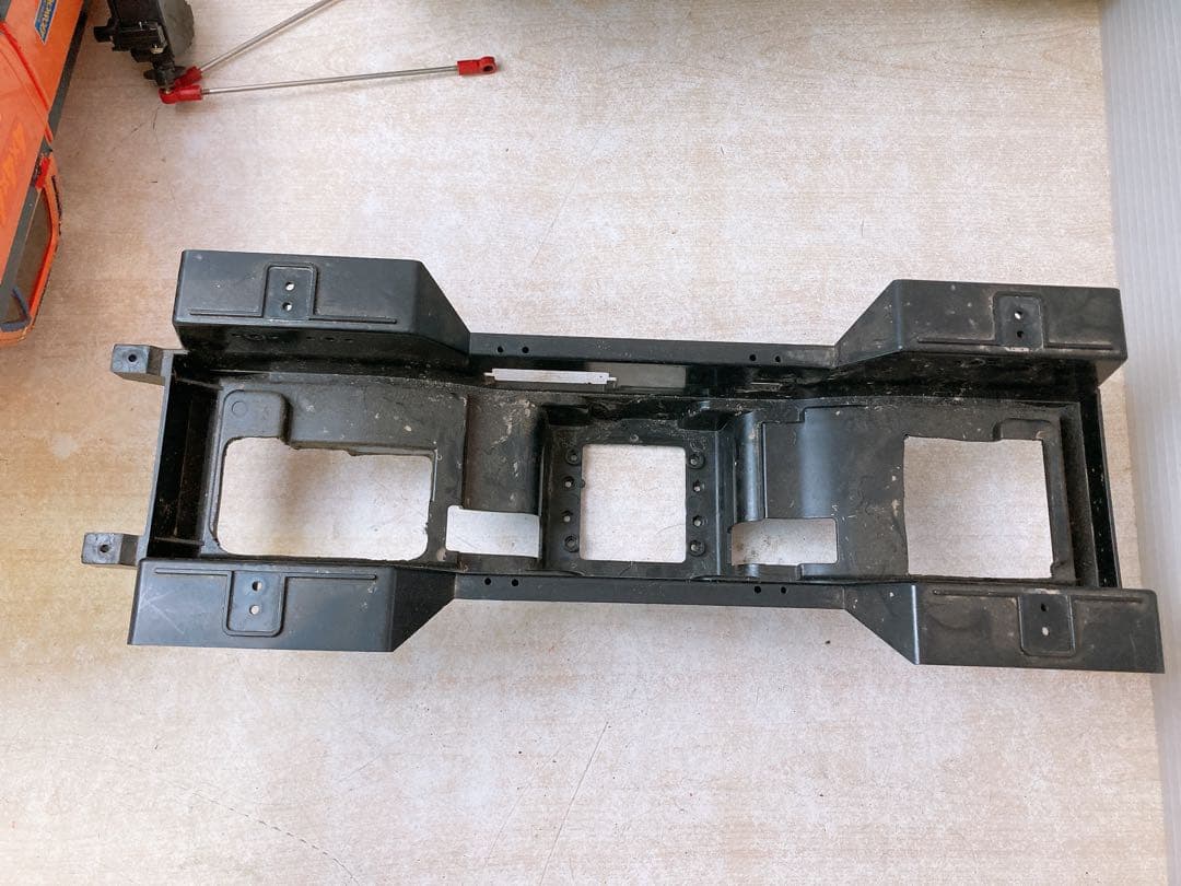 i*7様 【ジャンク】ラジコン SUPER GRIPPER ボディ タイヤ パー