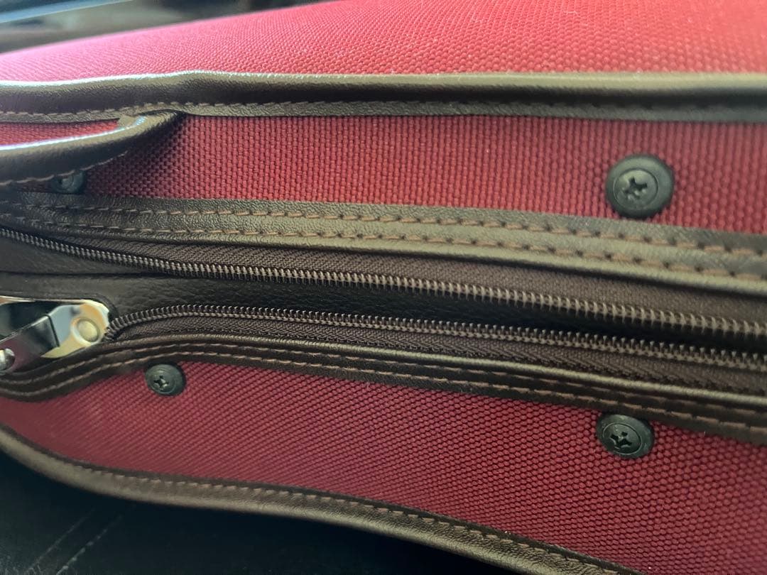 【美品⭐︎お値下げ中】東洋楽器 UL シェル R レッド 4/4用バイオリンケース