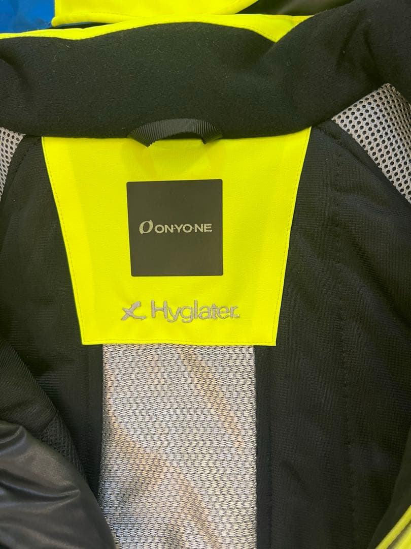 スキーウェア　オンヨネ　20/21モデル  サロモンワッペン付き