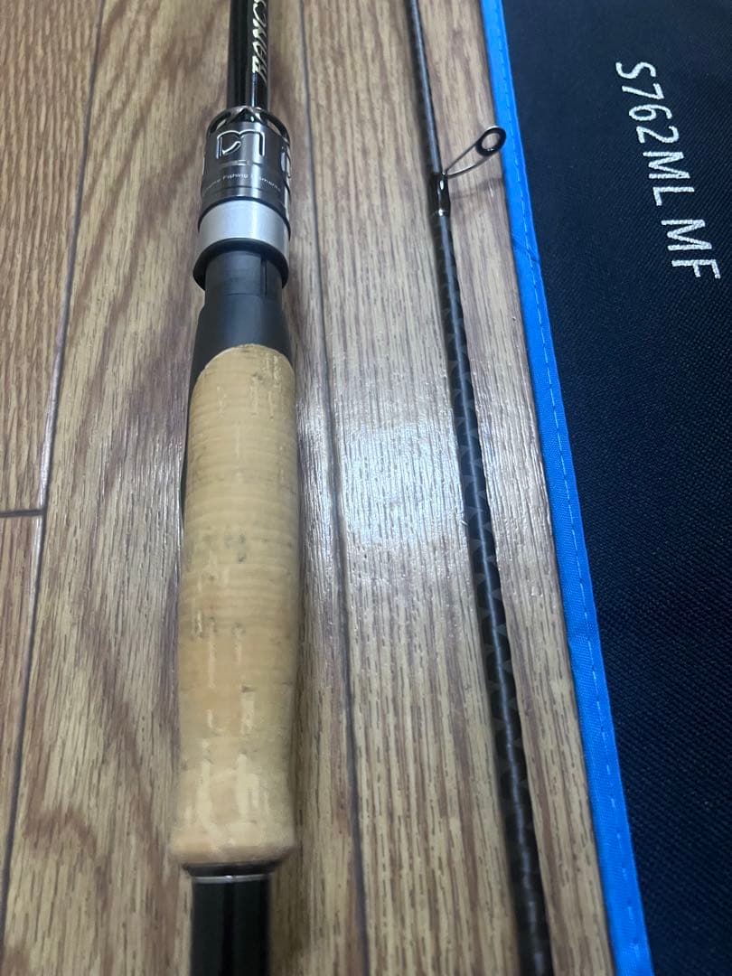 カーボンモノコックロッド　スピニング用　762ML