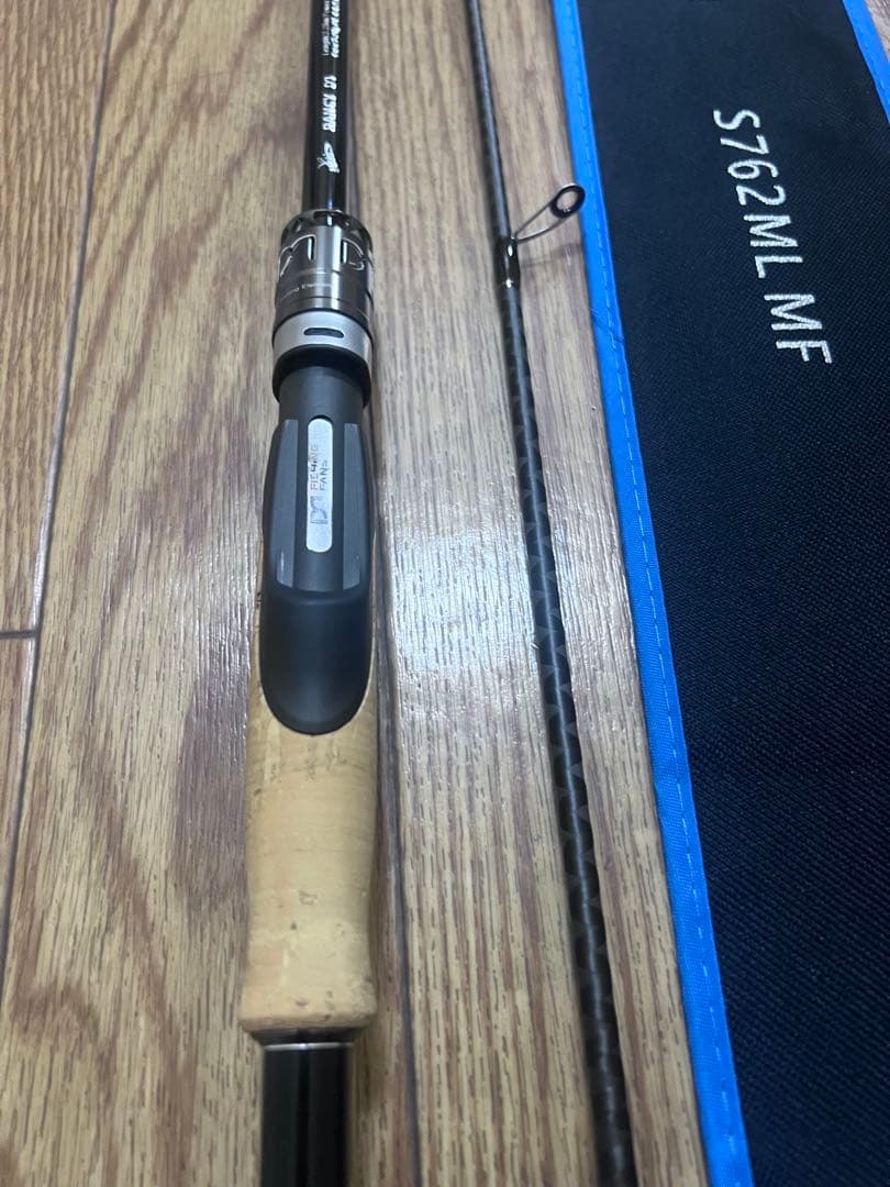 カーボンモノコックロッド　スピニング用　762ML