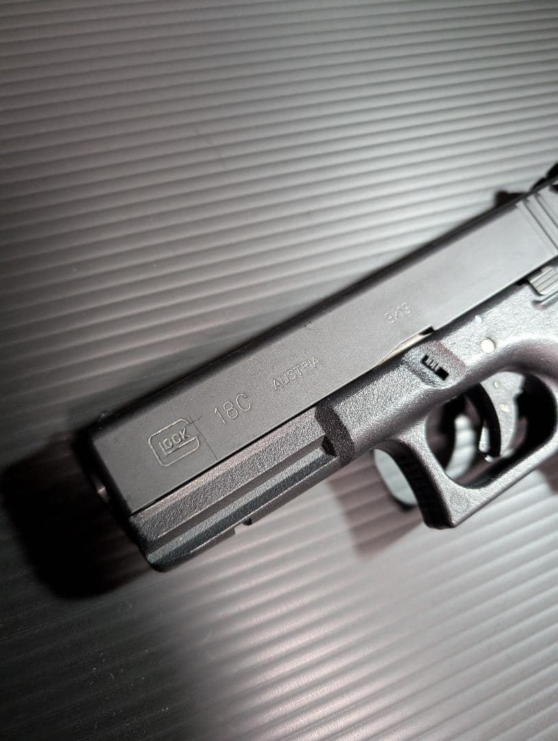 東京マルイ グロック18C マガジン3本付き