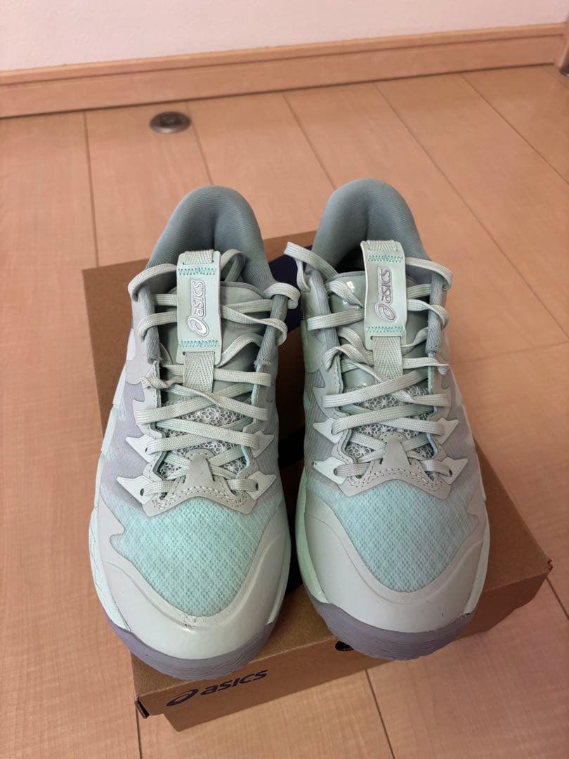 24センチ　アシックス　UNPRE ARS