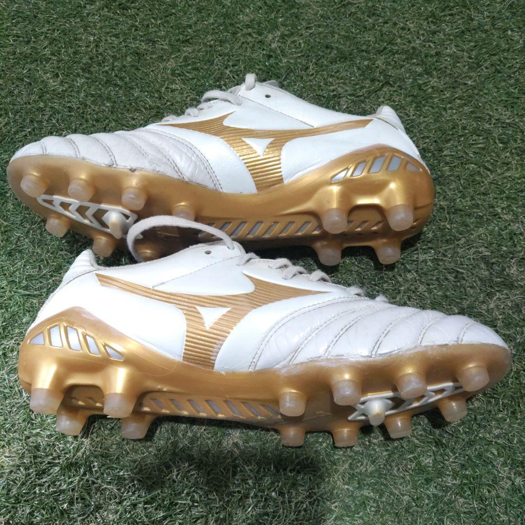 Mizuno サッカー スパイクシューズ ホワイト/ゴールド 24cm