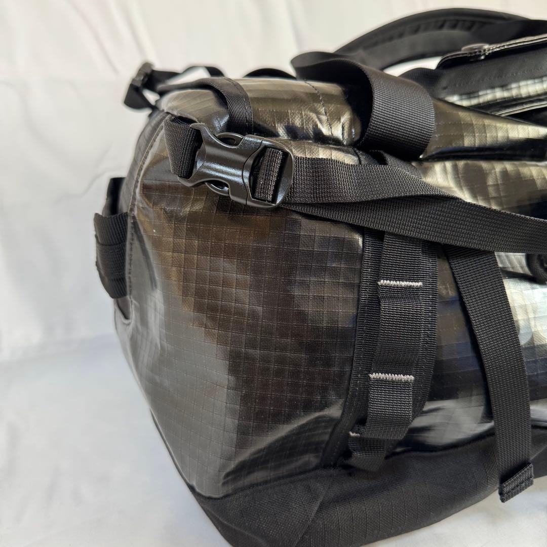【極美品】patagonia ブラックホール ダッフル 40L ブラック　廃盤