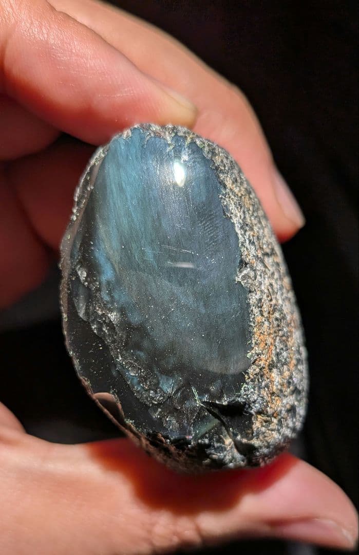 研磨面　十勝石玲瓏　ブルー系レインボーオブシディアン