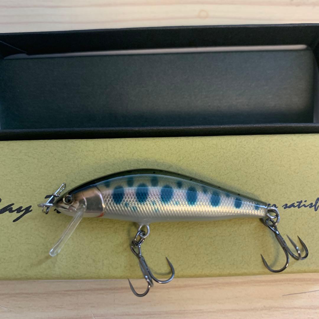 レイチューン　フルハンドメイドバルサミノー