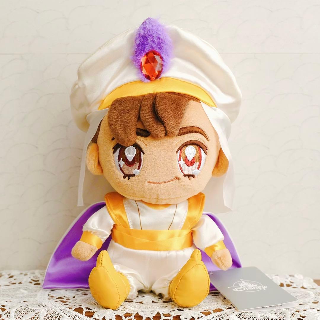 【完売品】Tiny アラジン ぬいぐるみ 【Disney Store 限定】