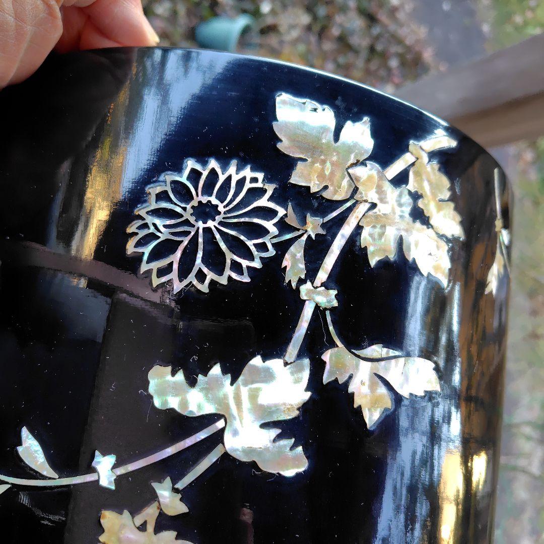 ①骨董　菊螺鈿手焙　火鉢黒漆　清菊真香 インテリア鉢カバー
