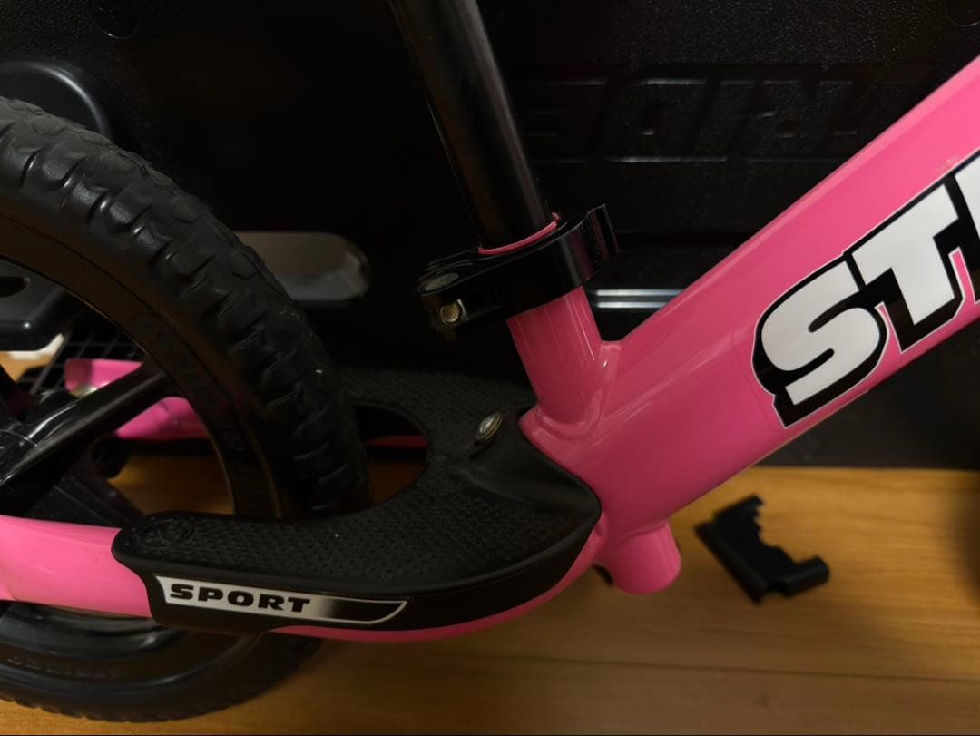 STRIDER バランスバイク 12インチ ピンク　ロッキングストライダー付き