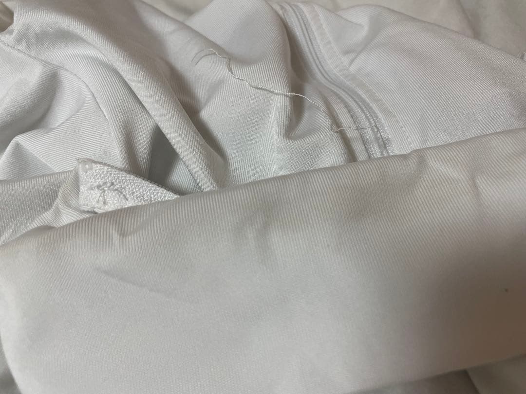 チアリーディングウェア ホワイト・ブルー・レッド